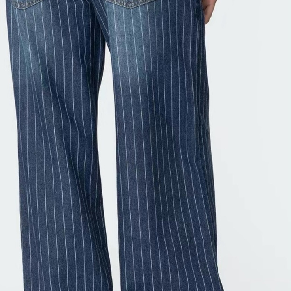 Viral TikTok jeans - Picture 2 of 9
